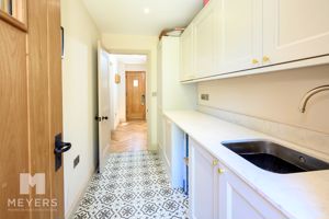 Photo 28- click for photo gallery